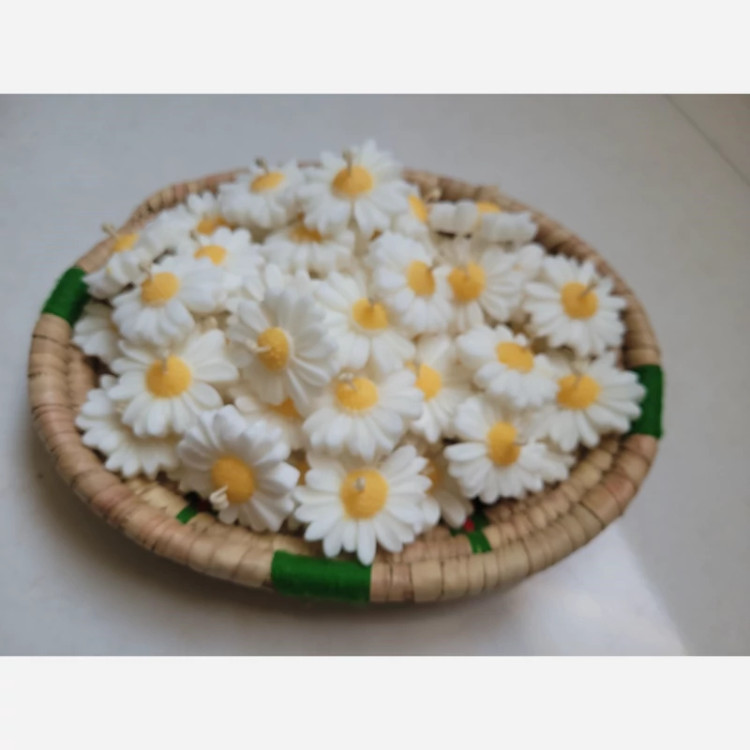 گیفت شمع گل بابونه(مارگاریت و ارکیده )