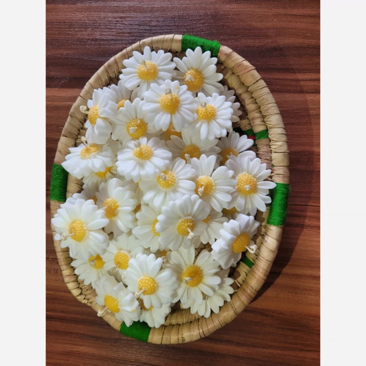 گیفت شمع گل بابونه(مارگاریت و ارکیده )