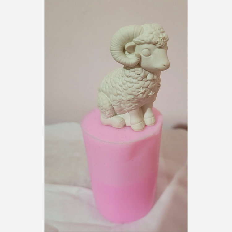 قالب سیلیکونی بره سلطنتی