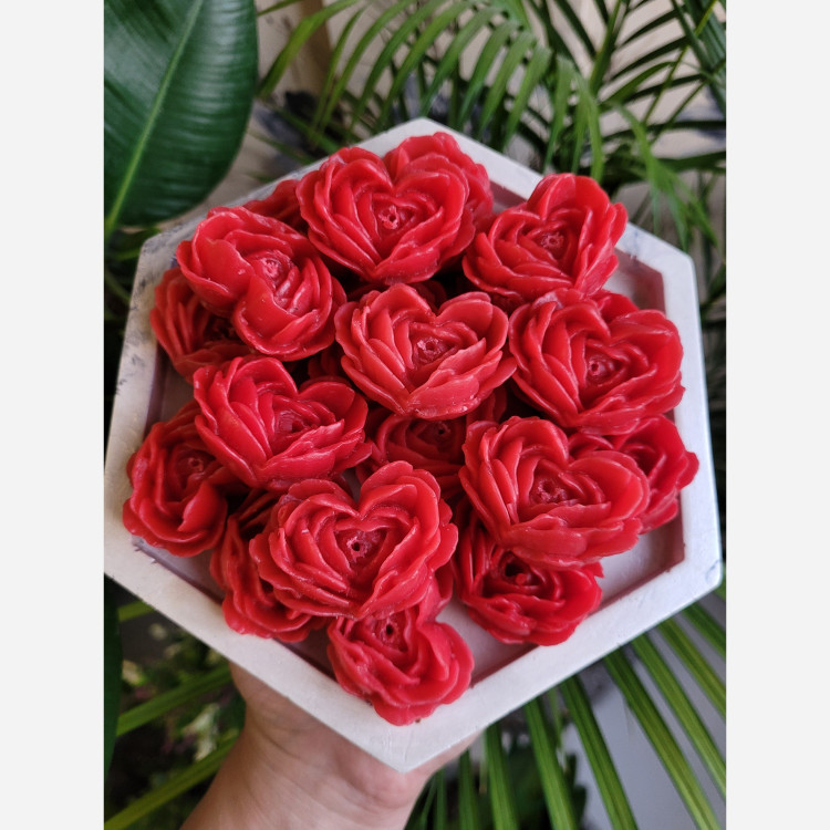 گیفت شمع رز قلبی با پلکسی